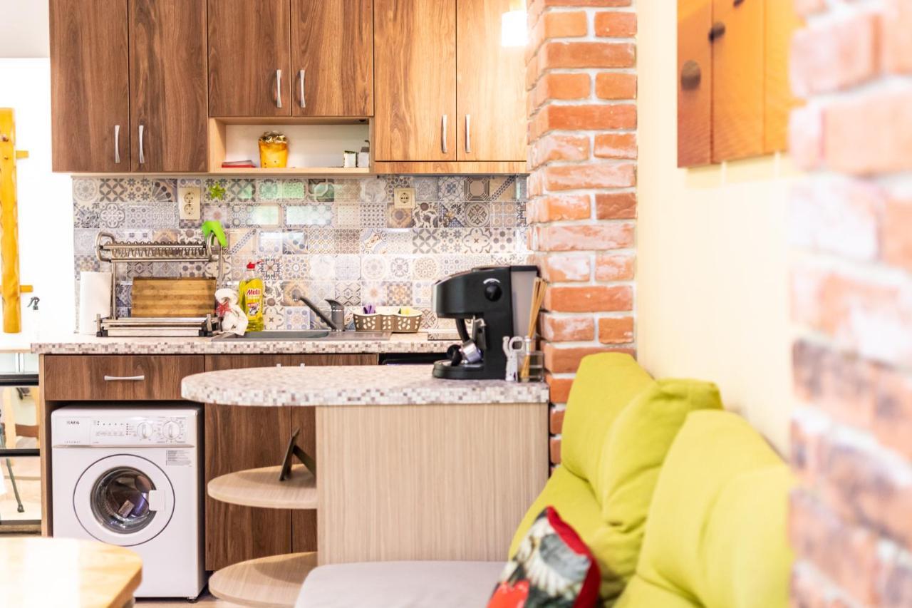 Barcelona Colorful Central Studio W Green Backyard София Екстериор снимка